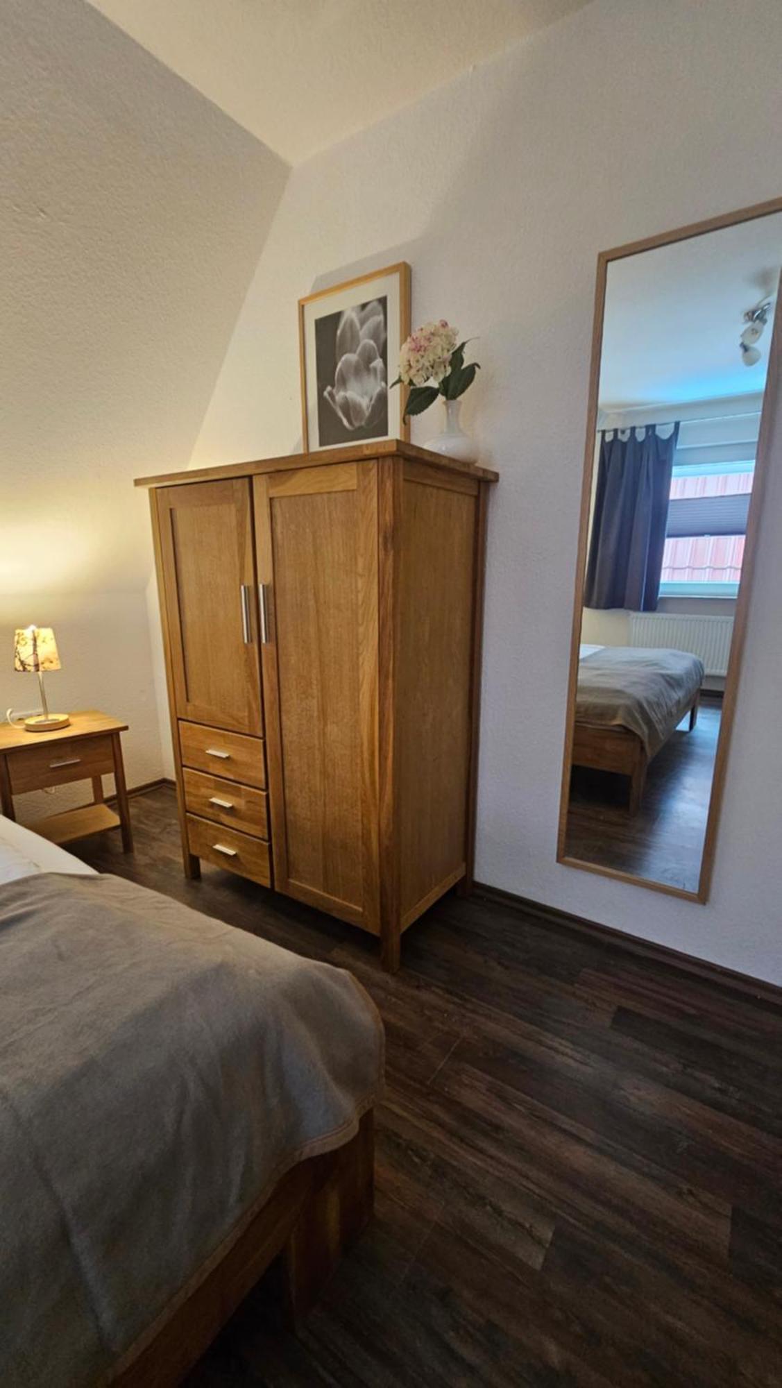 Pension Mondlicht Norddeich Norden Buitenkant foto